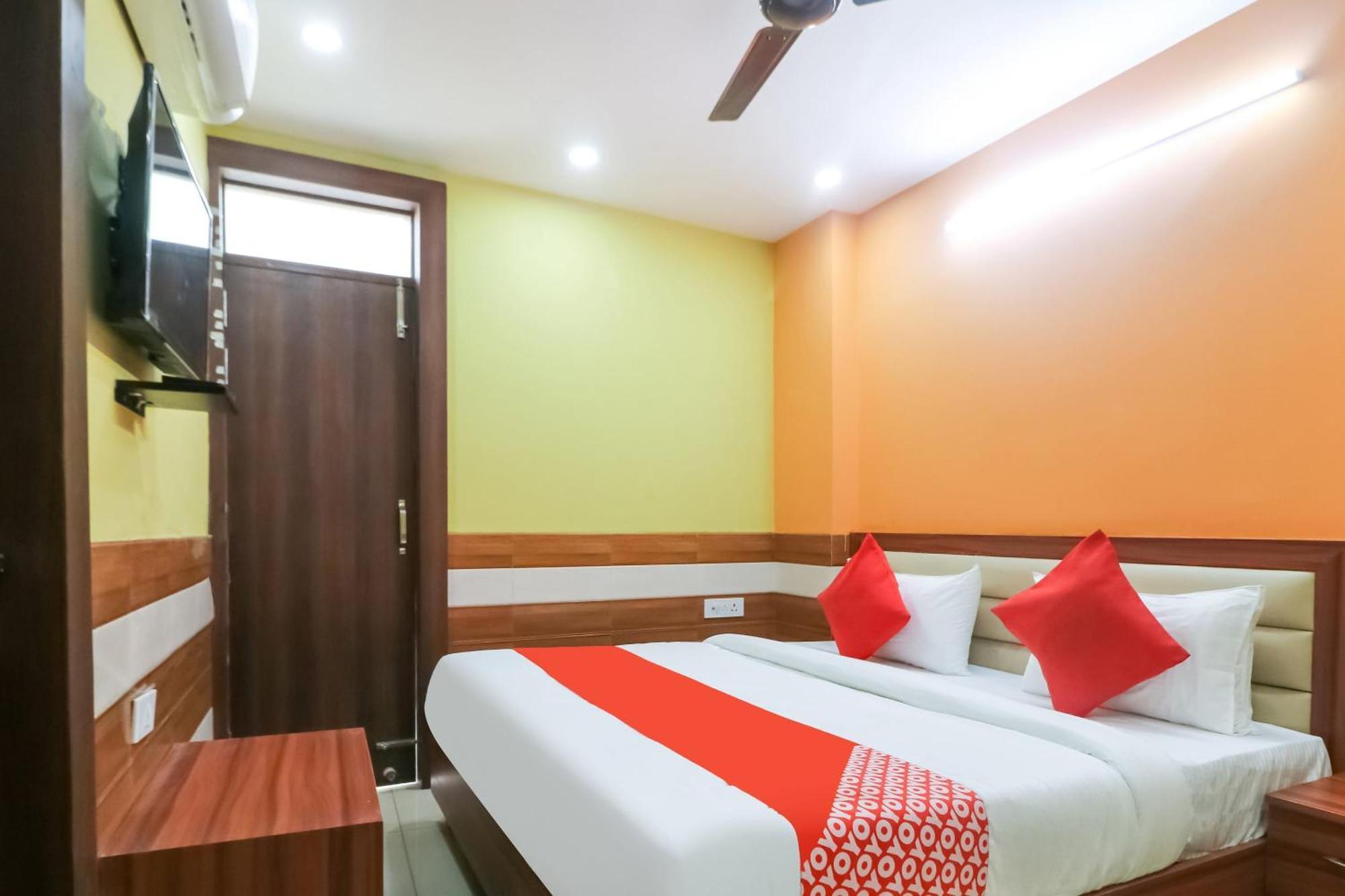 Hotel O Mayur Plaza Delhi  Esterno foto